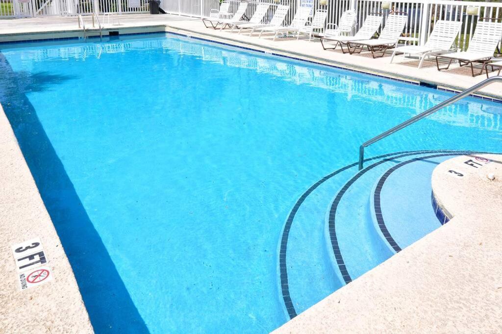 All New Luxury Beach Retreat 1 Mile To Beach W Pool Миртл-Бич Экстерьер фото
